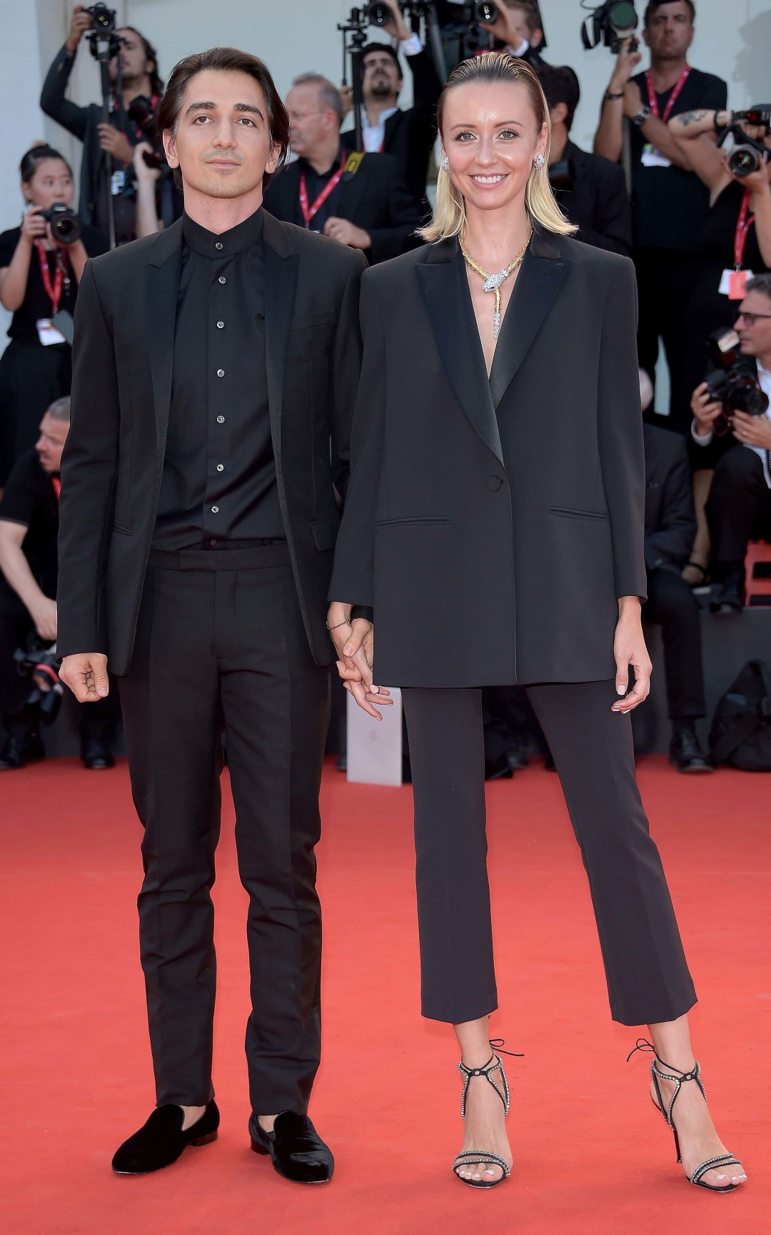 Мурад и Наталья Османн в украшениях Bvlgari на премьере фильма «Джокер»