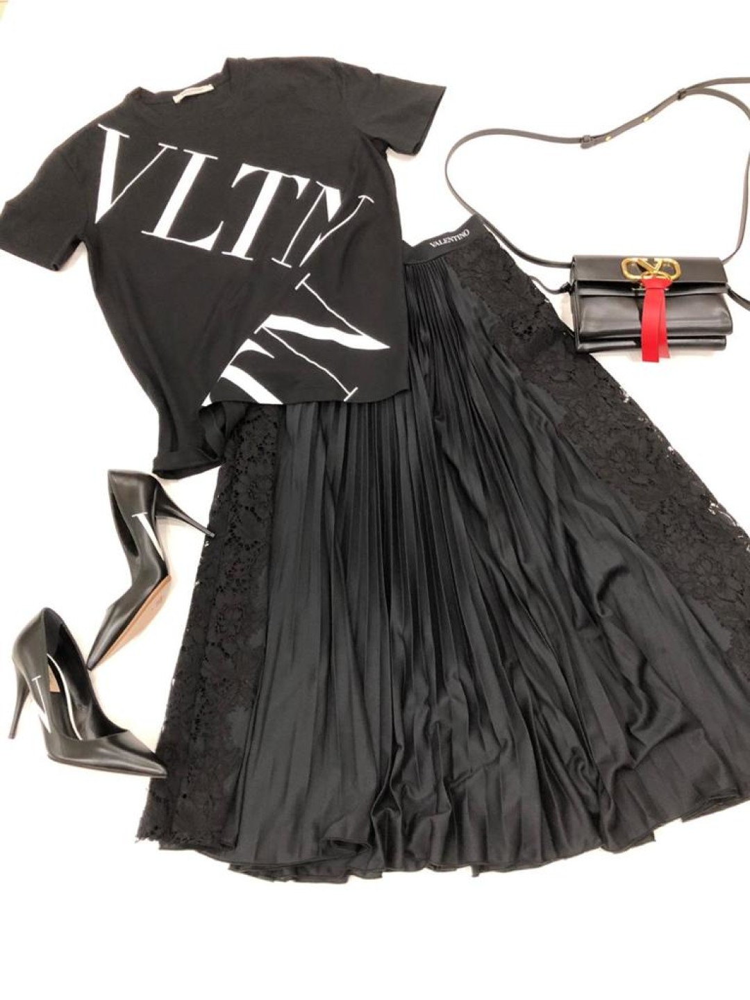 Valentino look - можно на ланч с Ароном Пит сходить