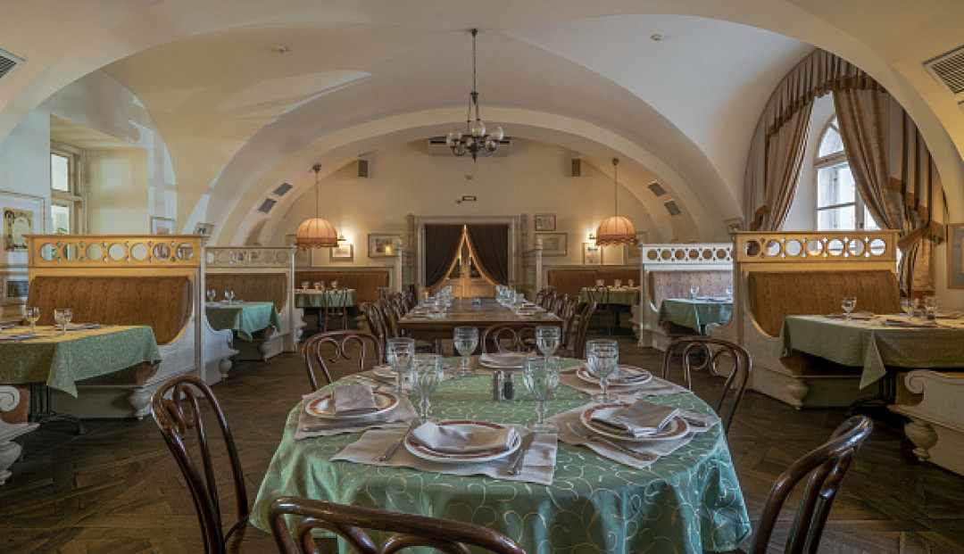 «Русская рюмочная № 1»