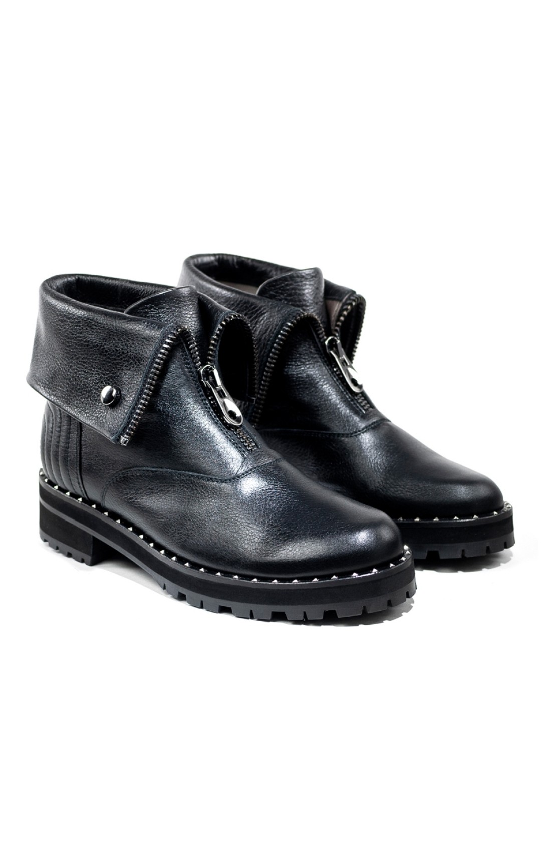 Женские ботинки Pertini, 24 500 рублей (Универмаг «Московский»)