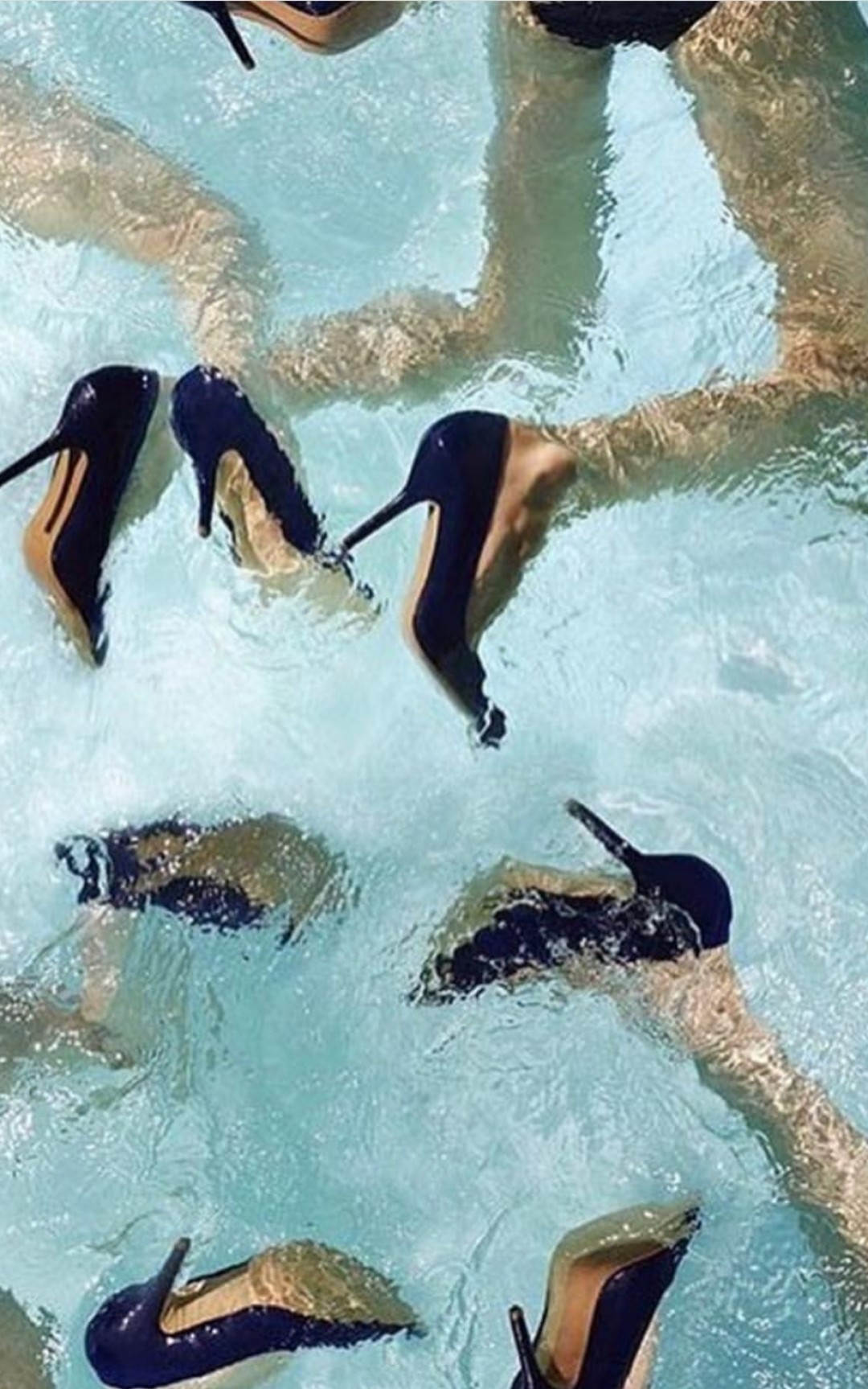 Мудборд из инстаграма Юлии Пелипас