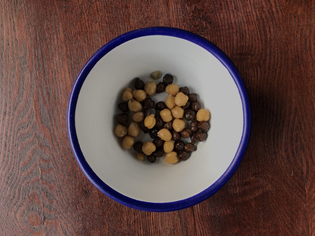 Черный и белый нут