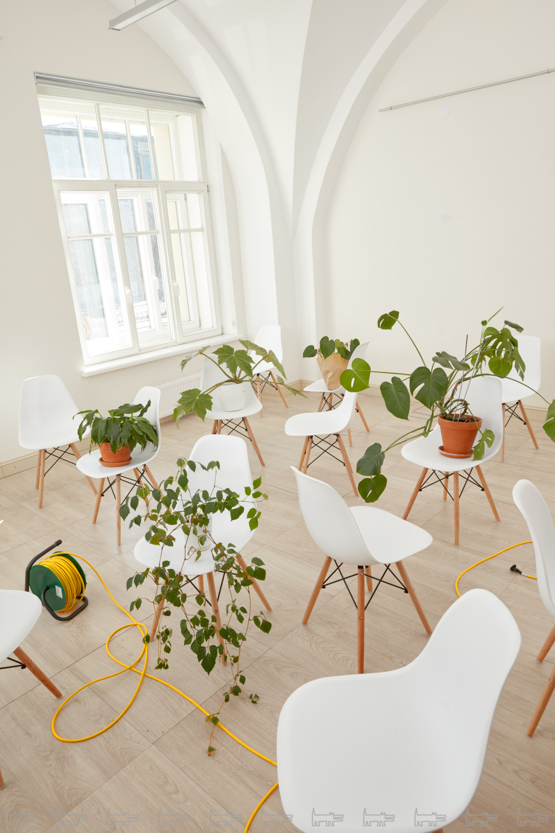 В офисе Северо-Западного филиала ГЦСИ, где проходят встречи с художниками и ридинг-группы и лекции