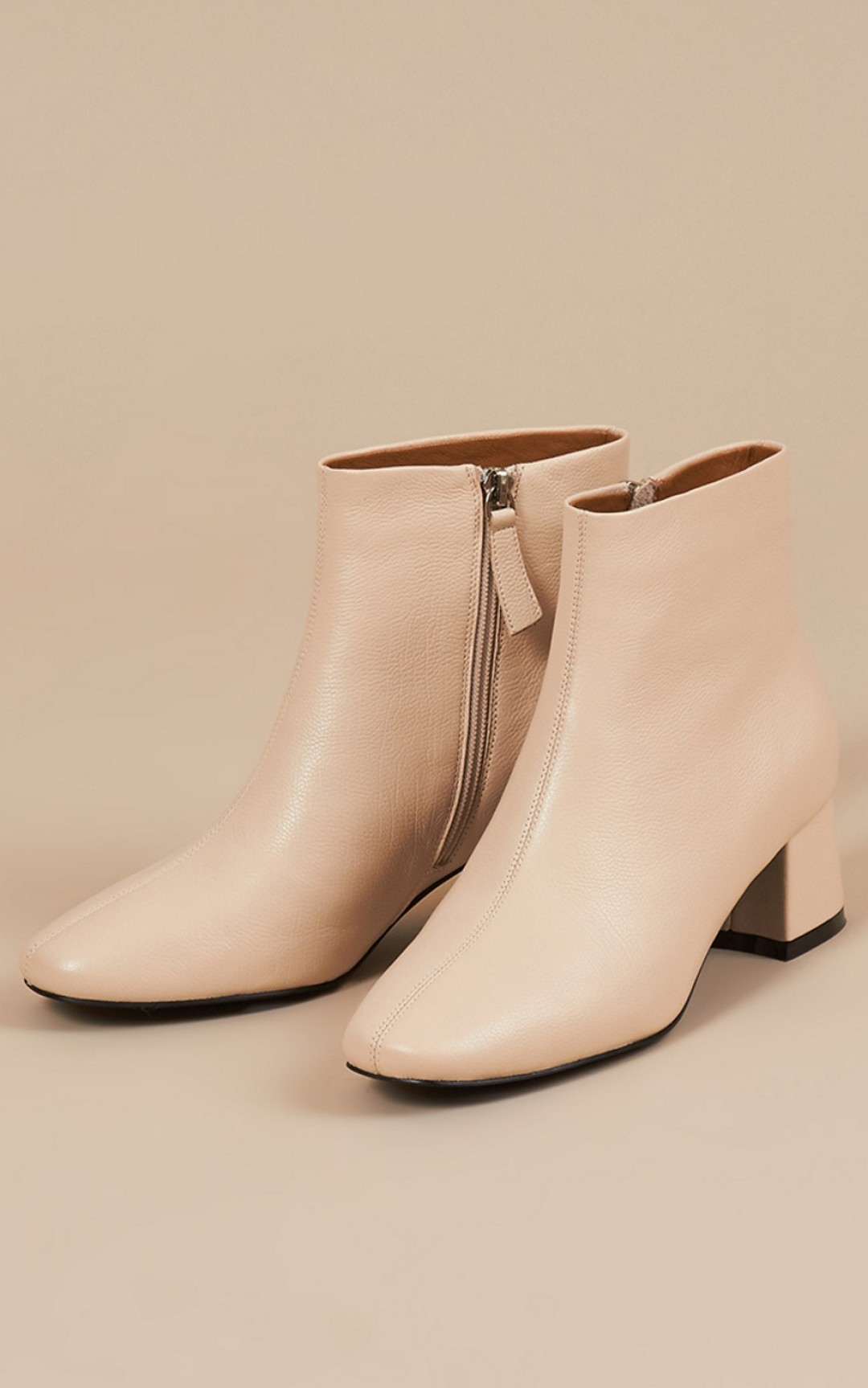 12storeez, 11 790 рублей (ТРЦ «Галерея»)