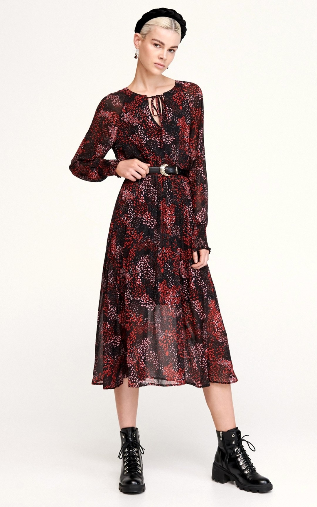 Reserved, 2999 рублей (ТРЦ «Галерея»)