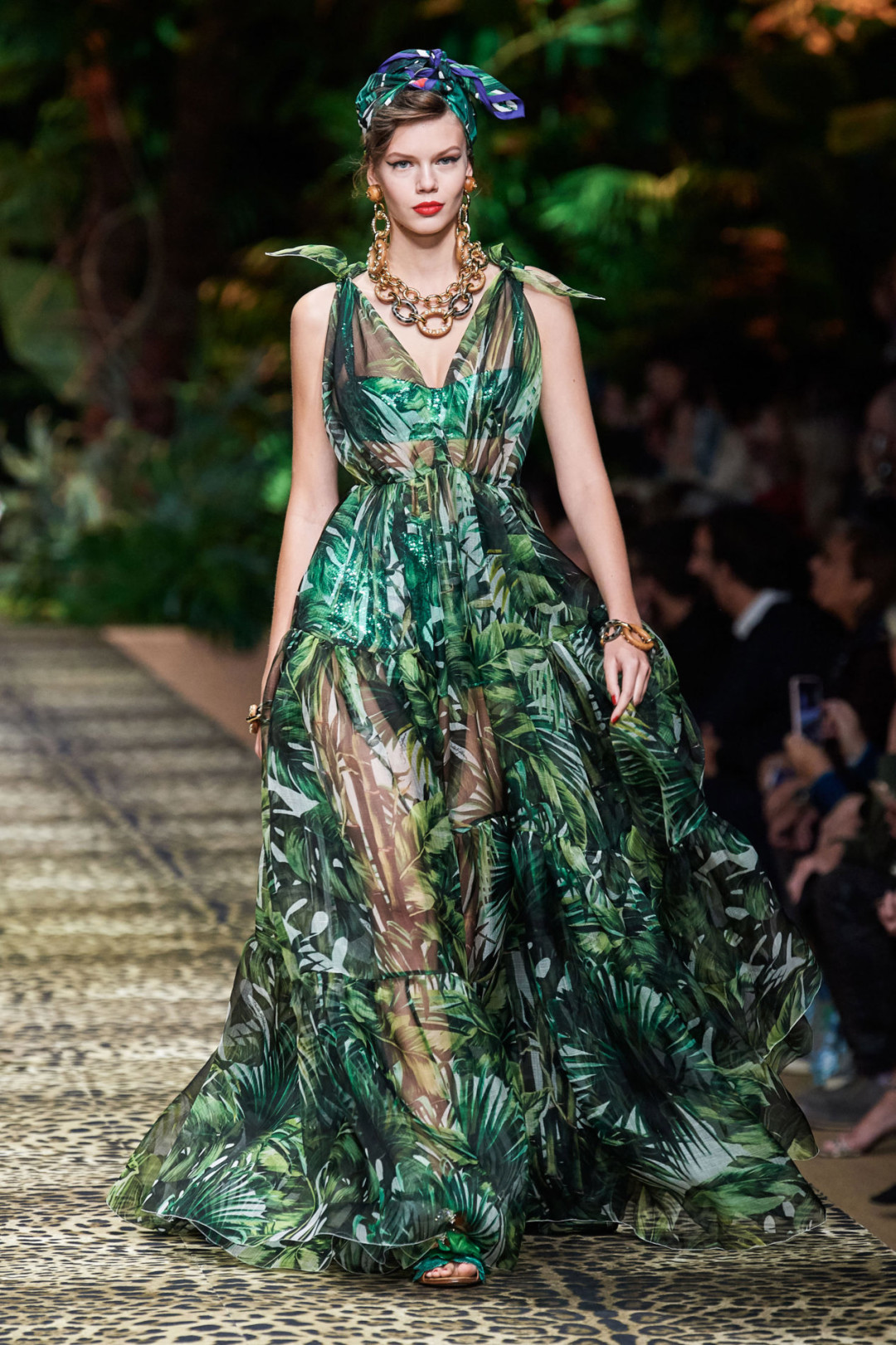 Катя Быбина на показе Dolce & Gabbana