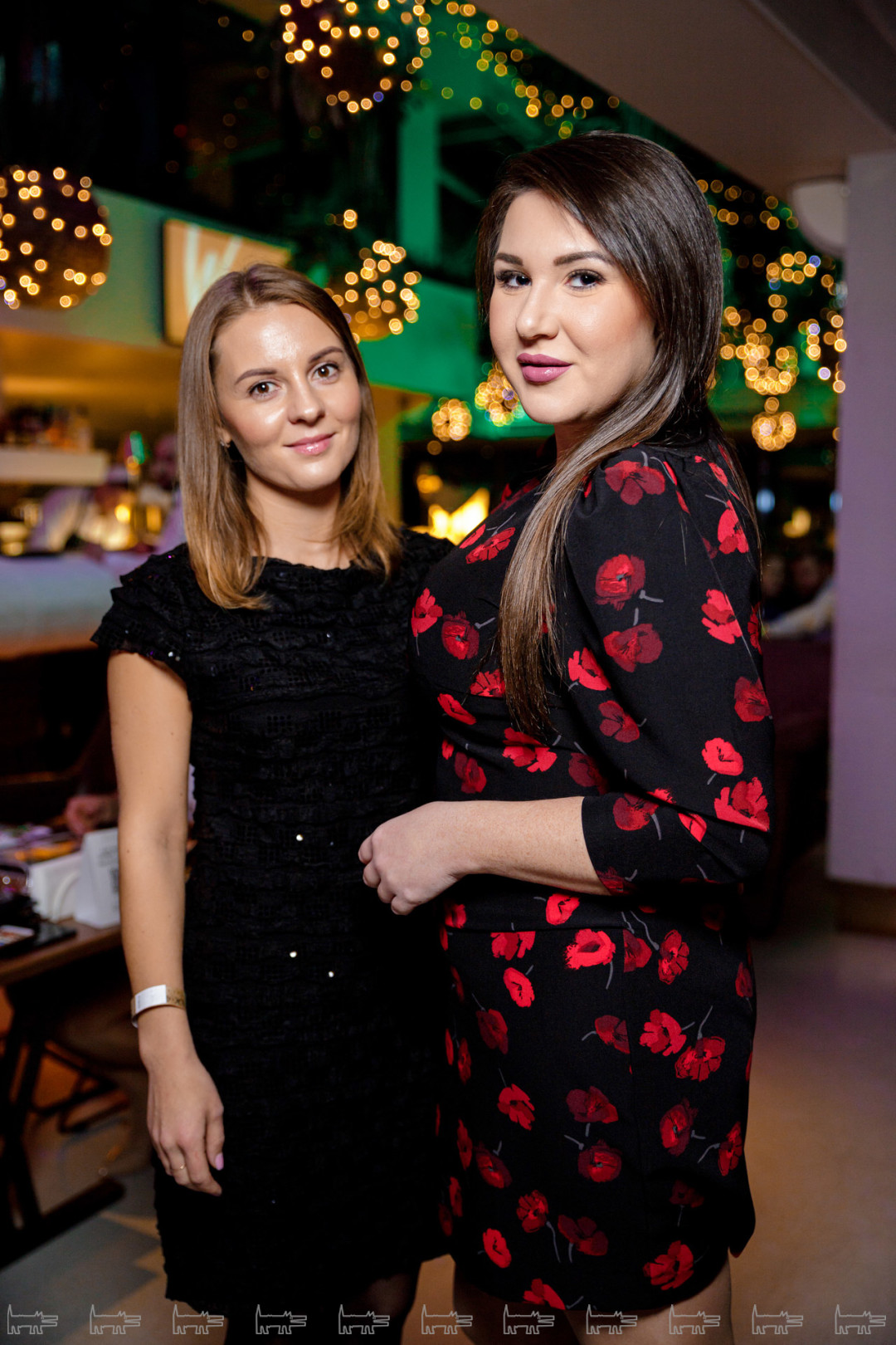 Юлия Семенова, Лариса Попова