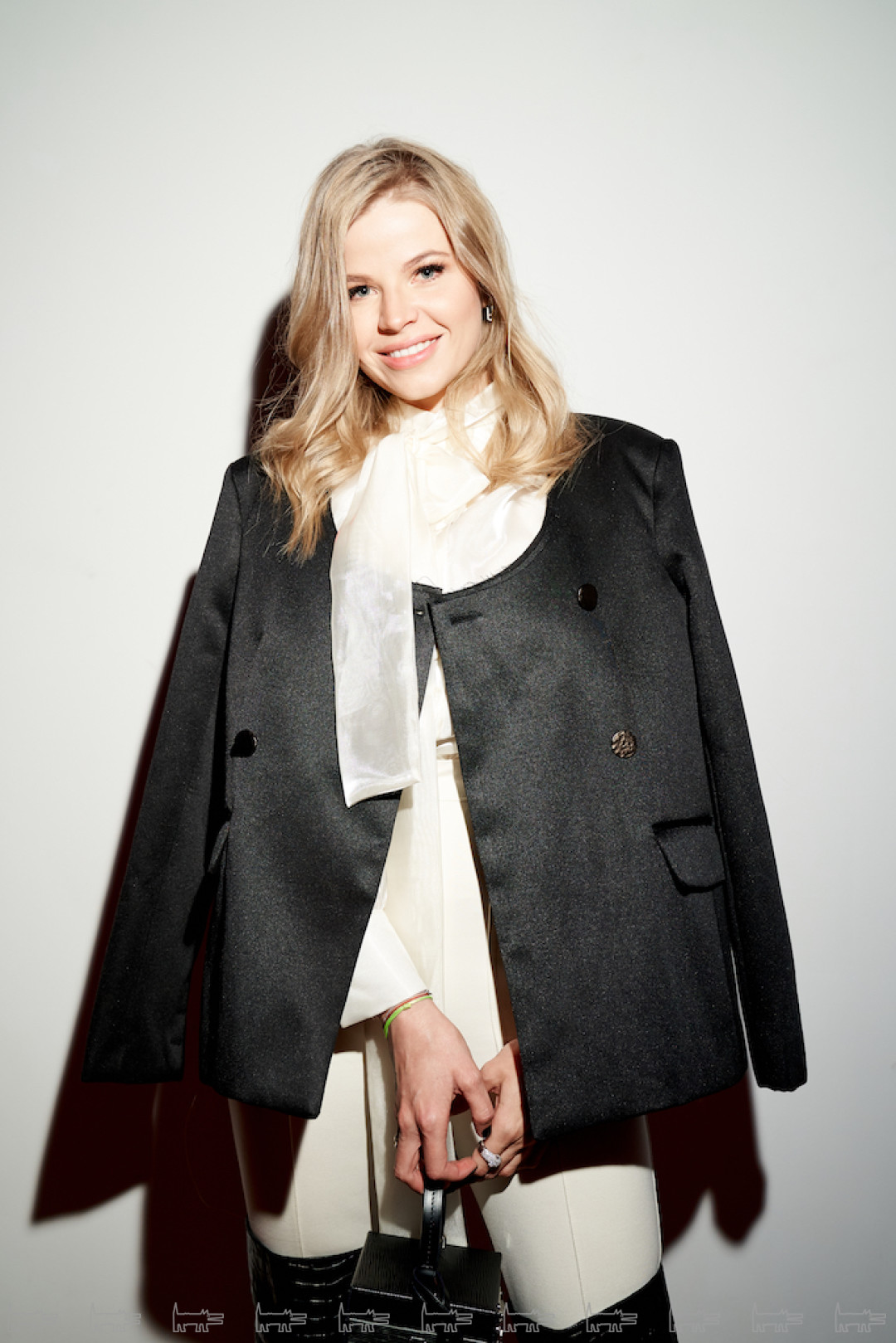 На Виктории: сапоги H&M из премиум-линии, сумка Louis Vuitton