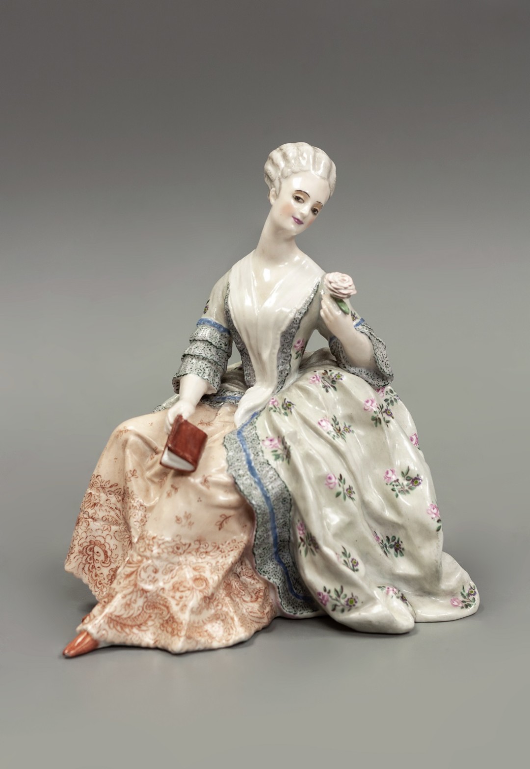 В. Кузнецов совместно с Н. Данько "Дама с розой", 1924, модель 1915-16 гг. Частное собрание, Петербург