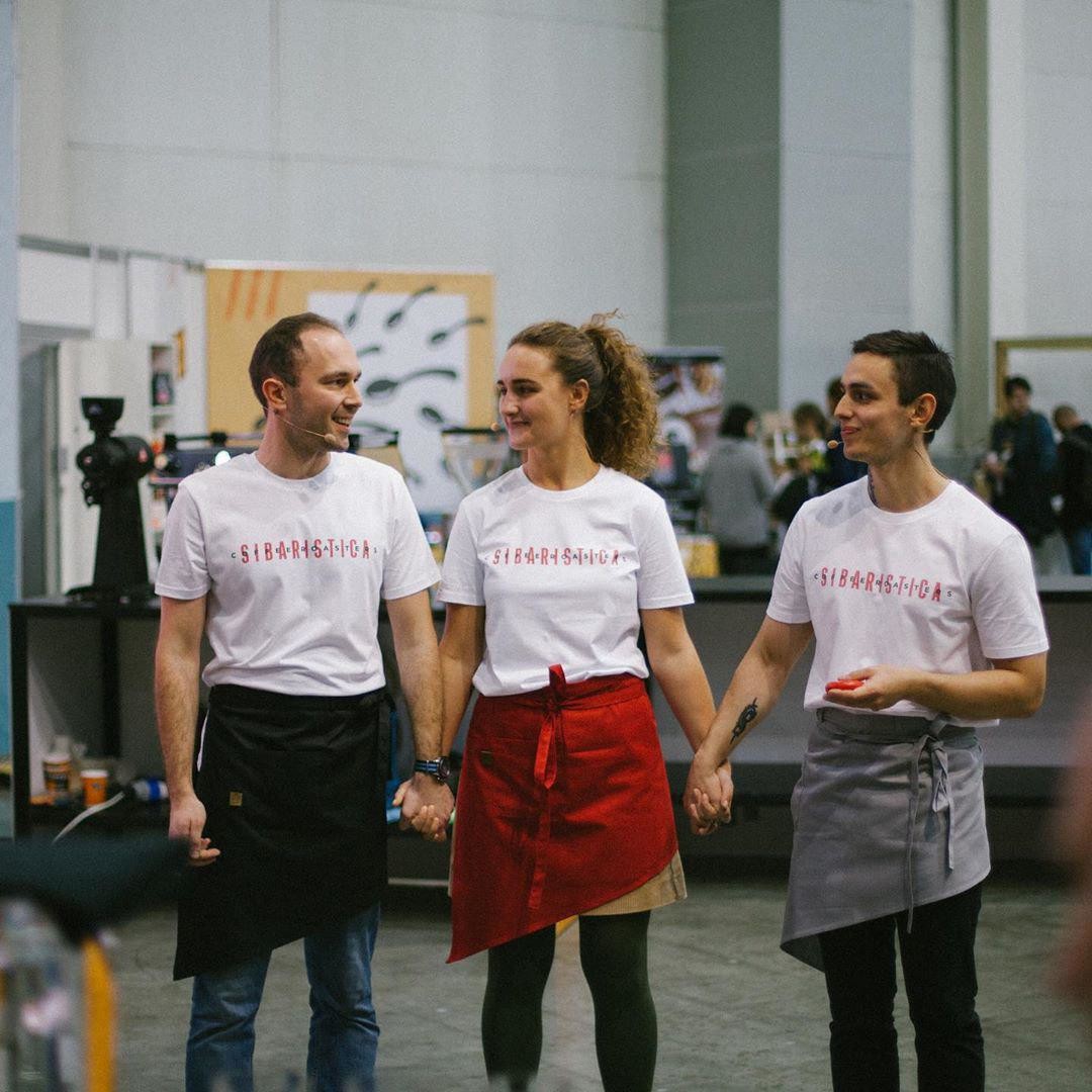 Данила Кочетков, Анастасия Ваинская и Тимур Малхозов Источник: @kochetk0v