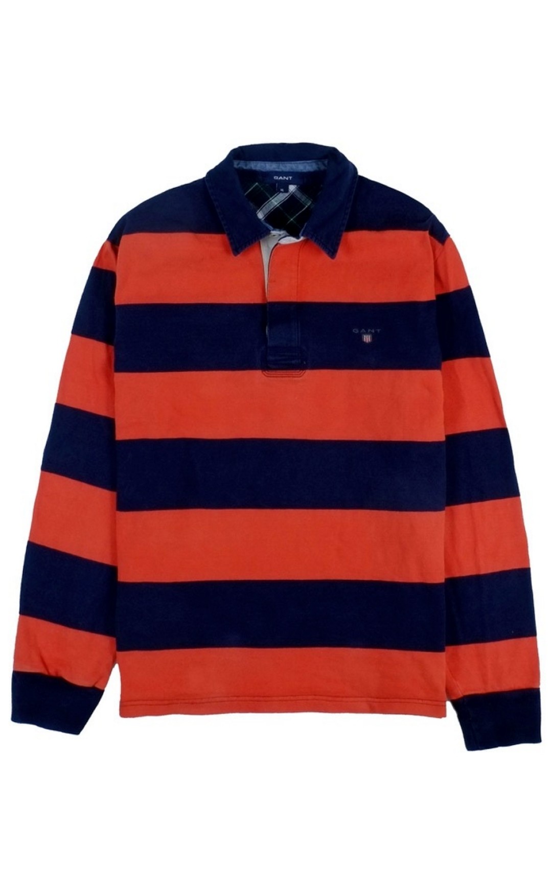 Кофта Gant — такая же была у Фредди Крюгера, размер L-XL, 2500 рублей («Labor»)