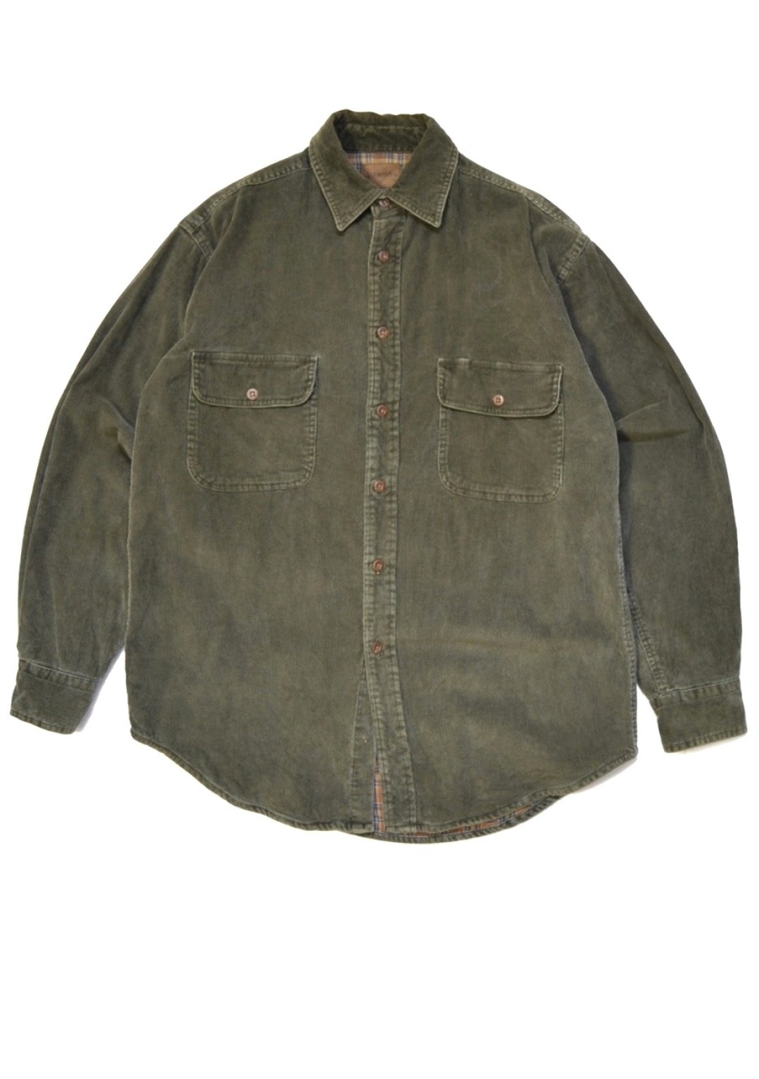 Рубашка «от дяди Толи» — вельвет с тканевой клетчатой подкладкой, размер L, 1500 рублей («Поток»)