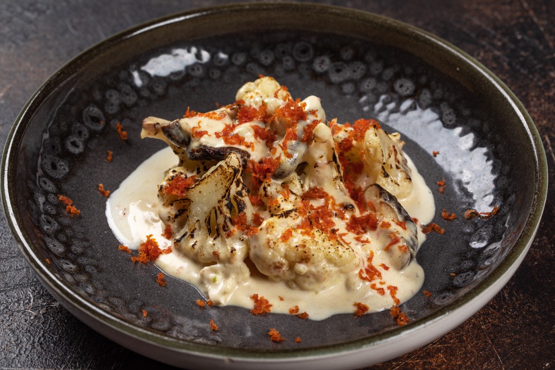 Цветная капуста с чоризо и грибами в MadLabBar