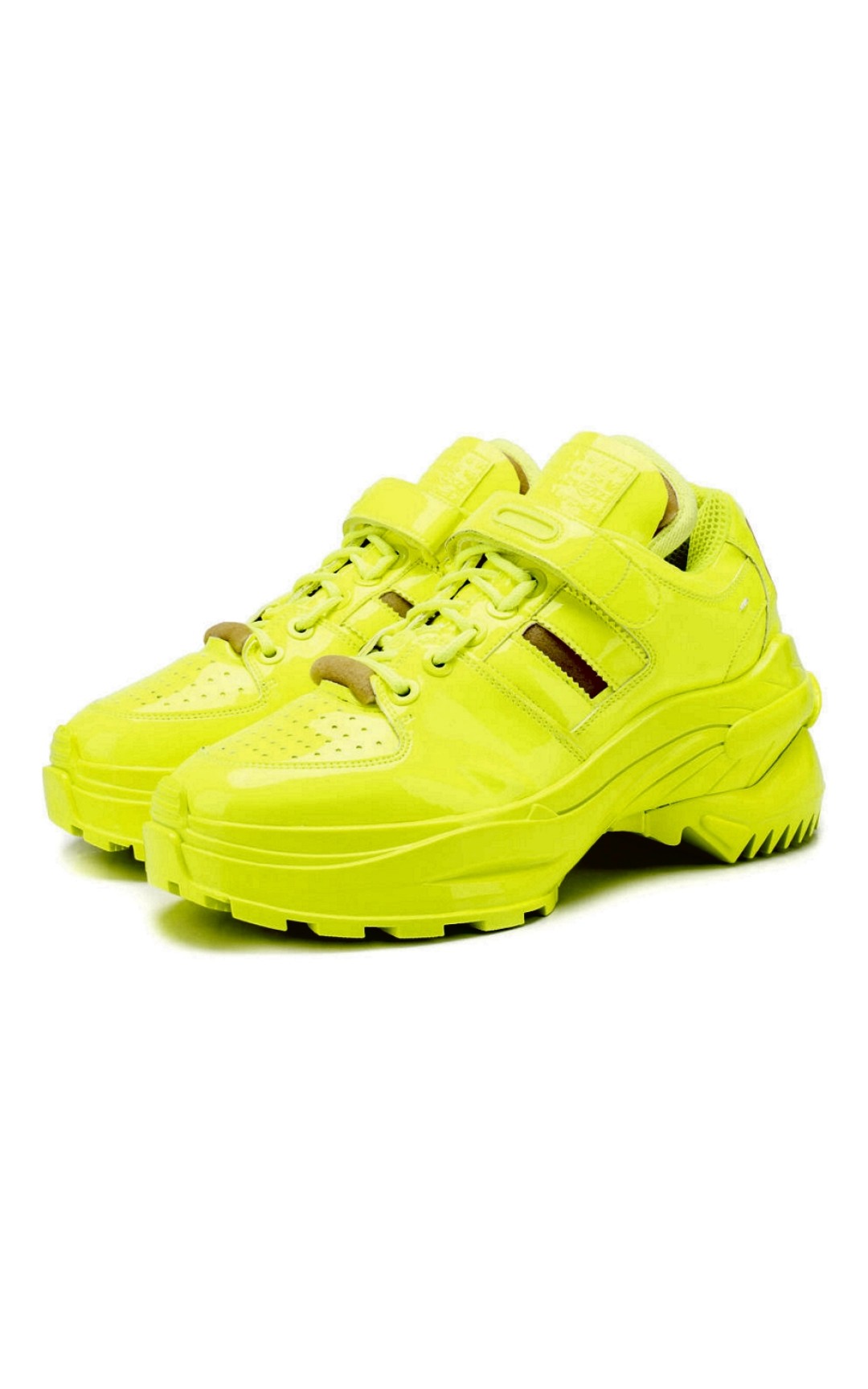 Женские кроссовки Maison Margiela, 66 800 рублей (ДЛТ)