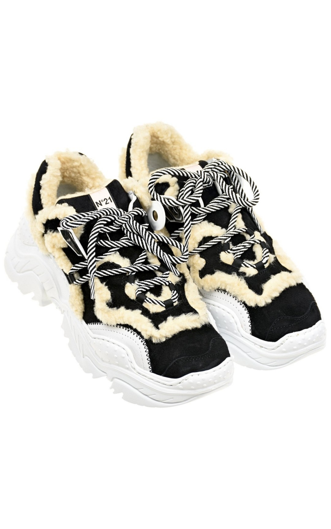 Кроссовки для девочки №21, 42 000 рублей («Кенгуру»)