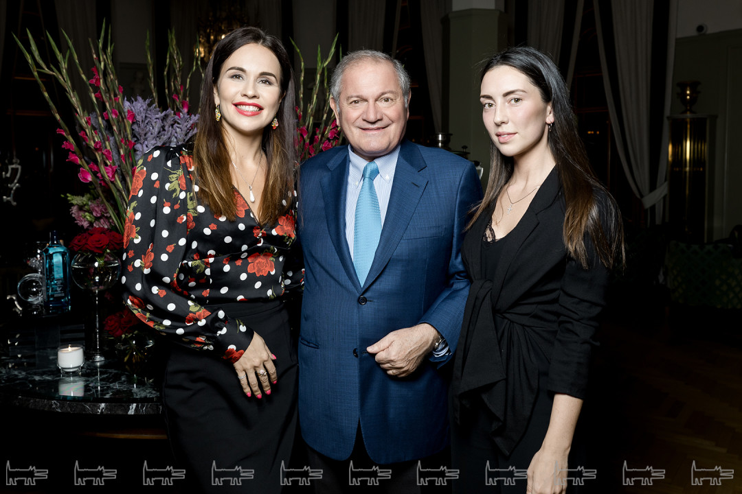 Ксения Казагранде, Маурицио Саккани, Виктория Баженичева