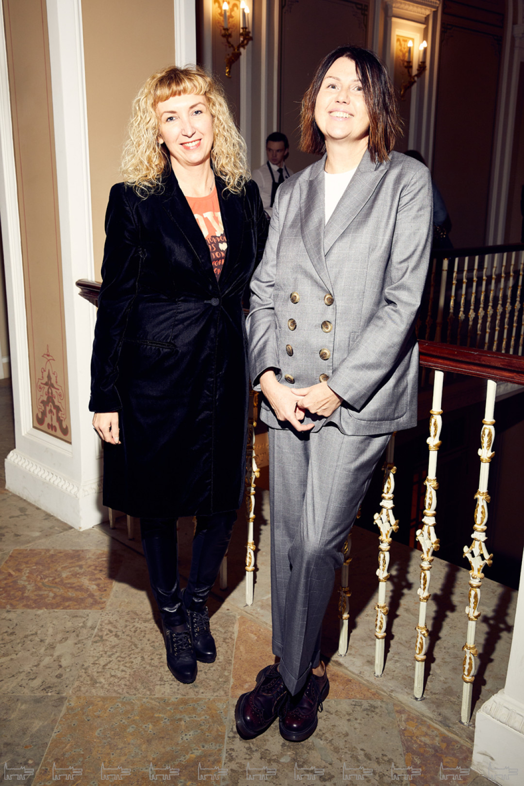 Анна Казарина, Ирина Орешникова