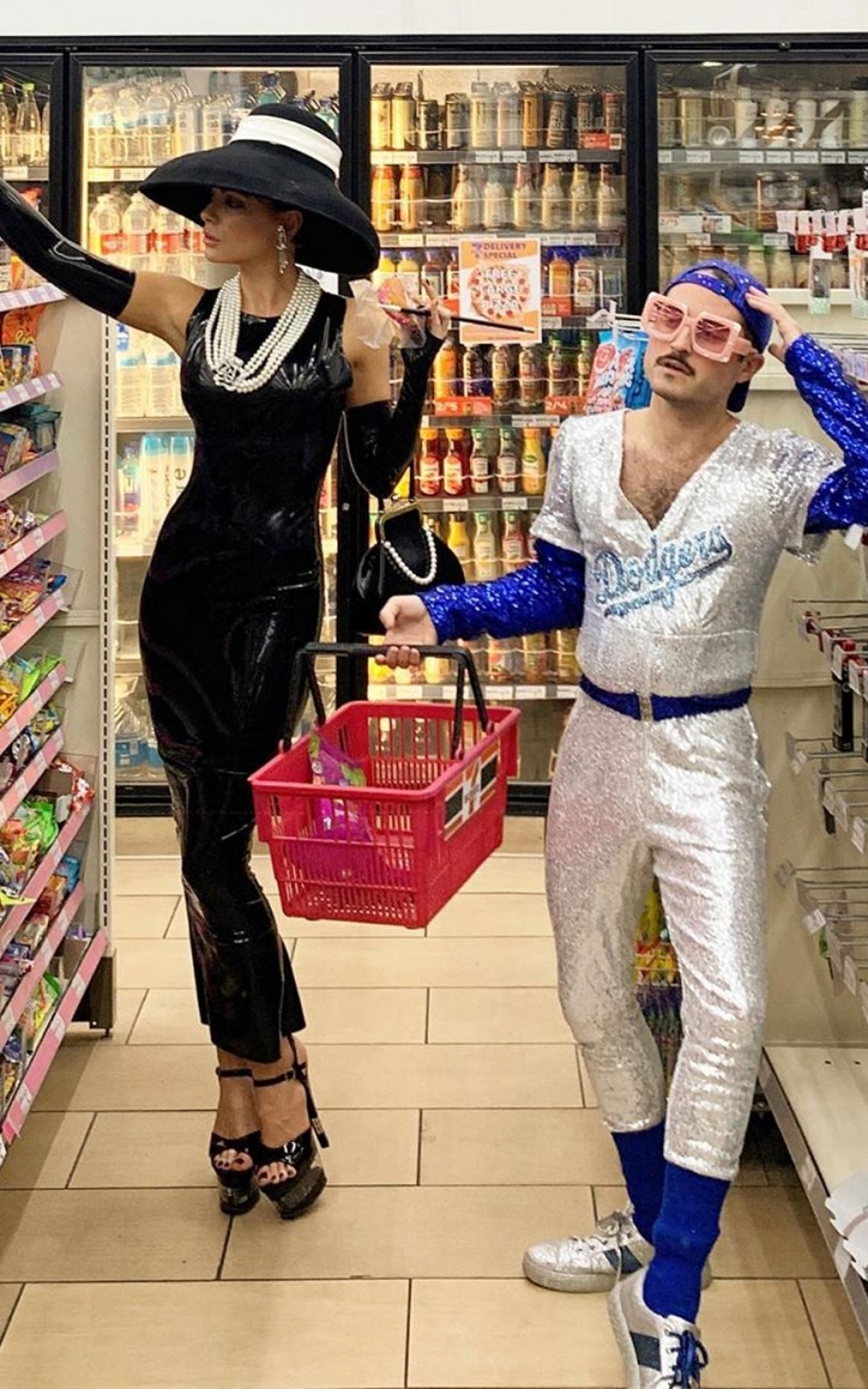 Кейт Бекинсейл в образе Одри Хепберн