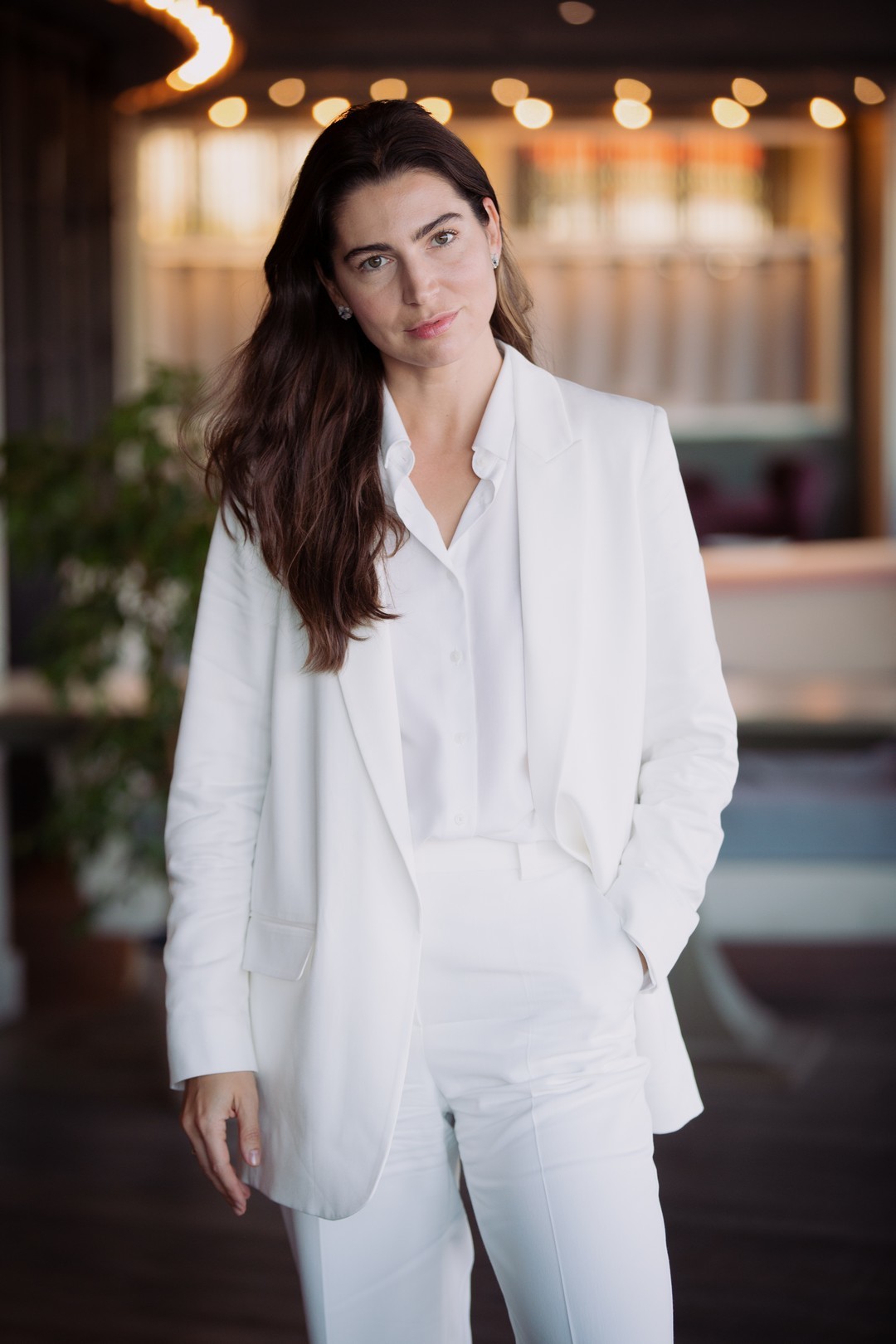 В прошлом году Мария Малыщук инициировала социально-культурный проект в «Меге» - «Портрет гардероба» пермской художницы Анастасии Георгиевской