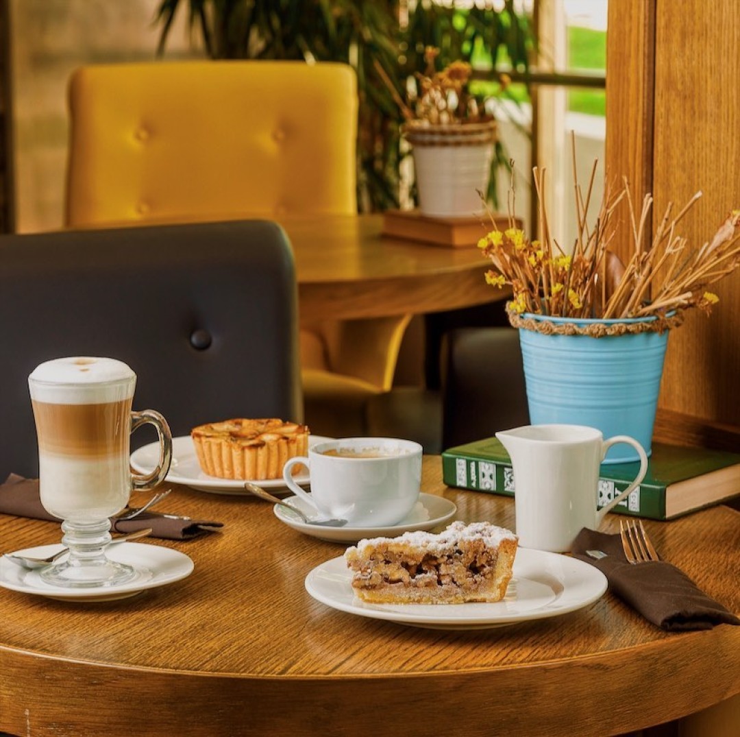 РЕСТОРАН "ЛЕРМОНТОВ" традиционные и оригинальные торты и десерты в Кофейне «Маэстро»