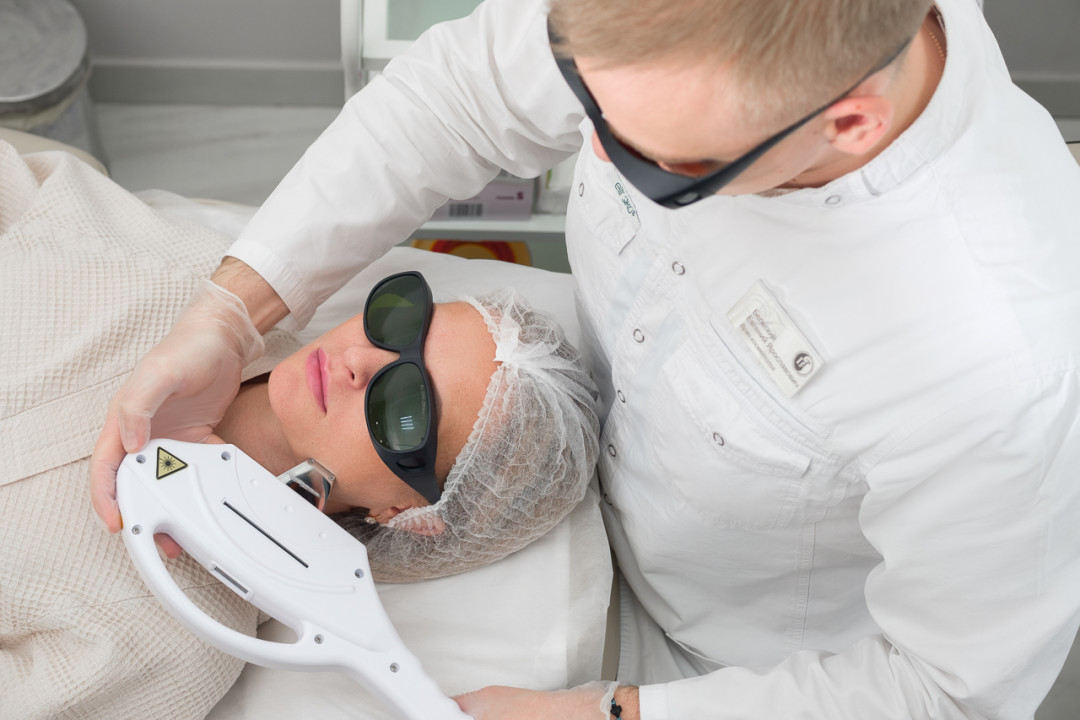 Омоложение лица на аппарате Estetica 2.0