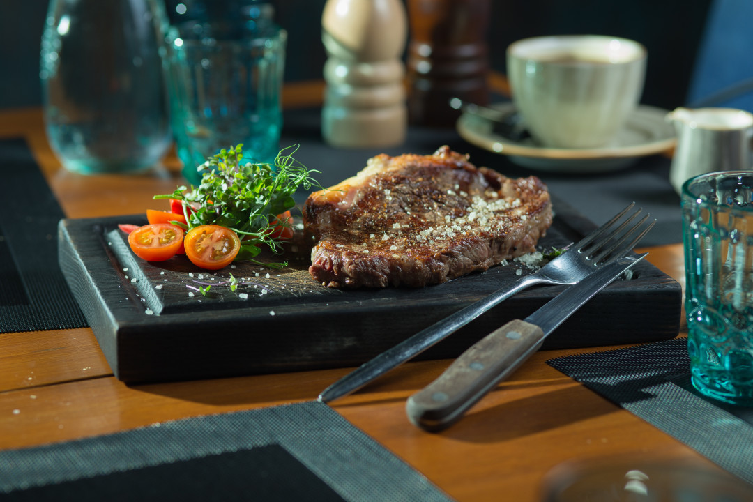 Стейк Нью-Йорк