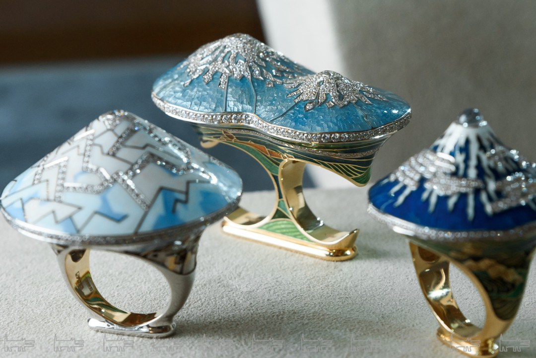 Gorgeous #enamel cuff #bracelet and a #ring by Ilgiz Fazulzyanov @ilgiz_f who ga