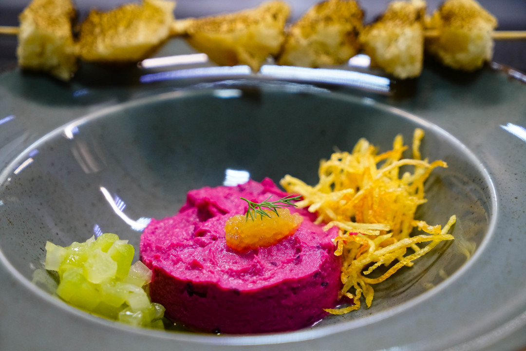 РЕСТОРАН-ПИВОВАРНЯ "НАТЮРЛИХ" форшмак из вяленой ставриды и щучьей икры