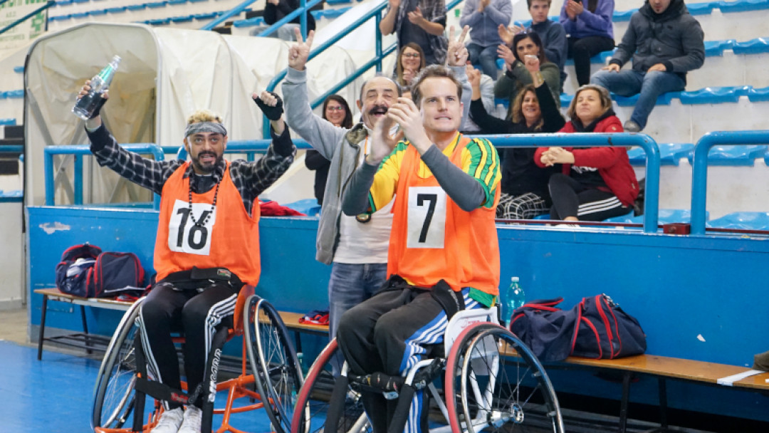 Кадр из фильма «Сборник юмористических историй "Лови момент"»