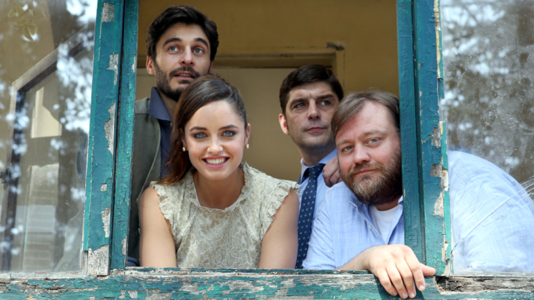 Кадр из фильма «Когда все дома»