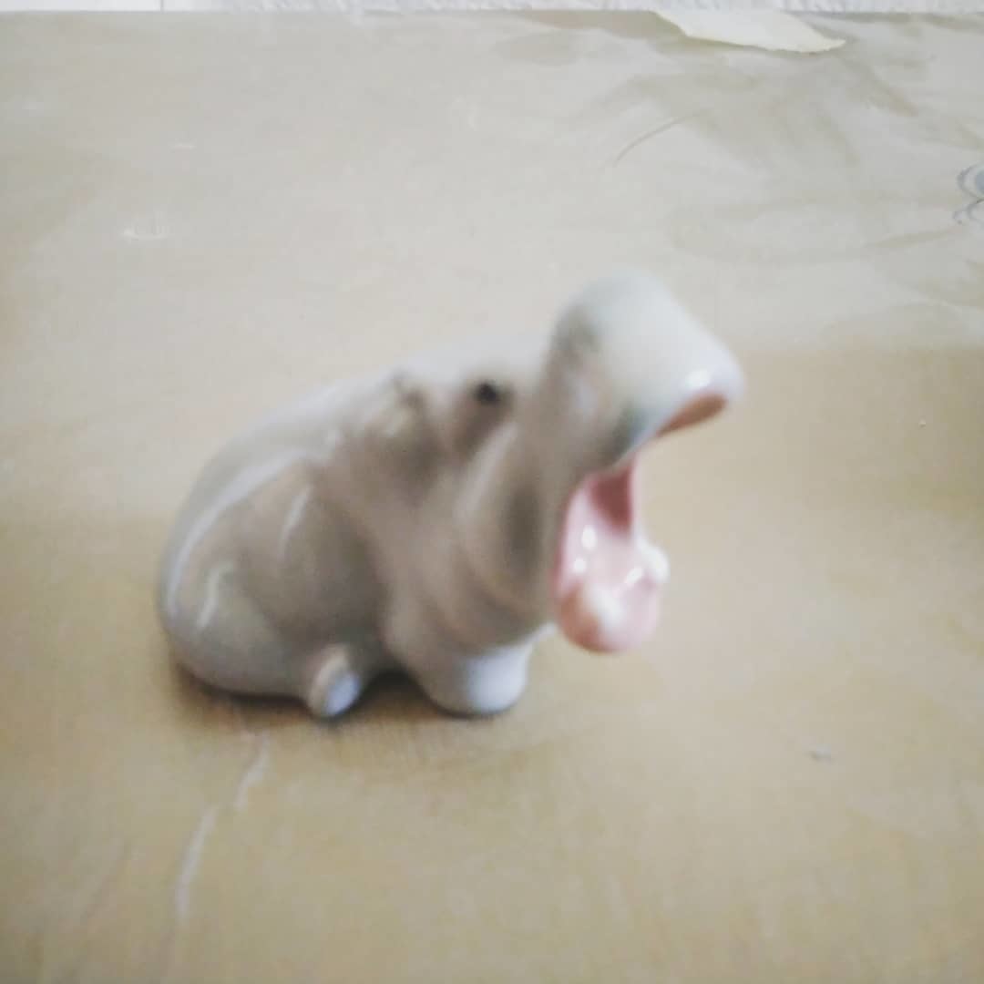 Бегемот. Автор Борис Воробьев, ЛФЗ, 1949 год