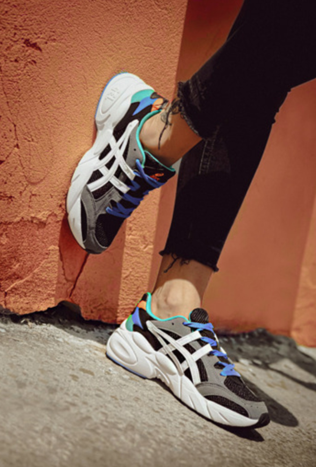ВЫСШАЯ ЛИГА Asics Gel-Bnd 4990 руб. Контакты: г. Новорсосийск, ул. Героев Десантников, 2, 8 (800) 333-55-76; г. Анапа, ул. Астраханская, 99, 8 (800