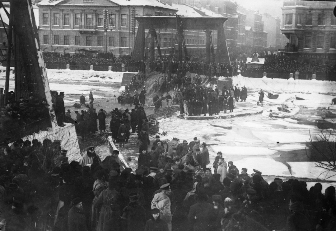 Фотоателье К. К. Буллы. Цепной Египетский мост. 20 января 1905 года