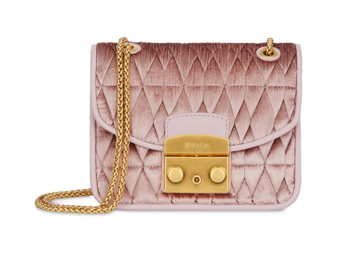 Furla: прежняя цена 25000 руб. — 12500 руб.