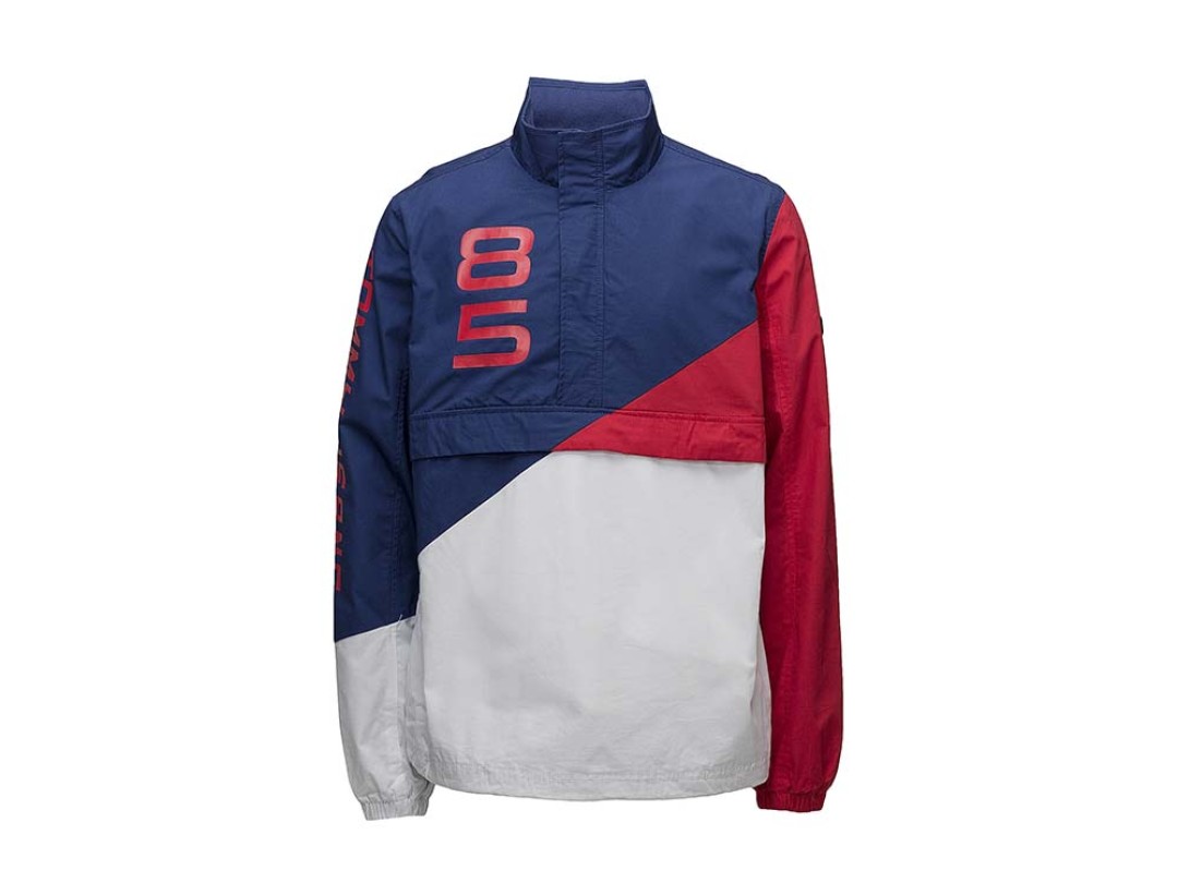 Tommy Hilfiger: прежняя цена 18990 руб. — новая цена 6495 руб.