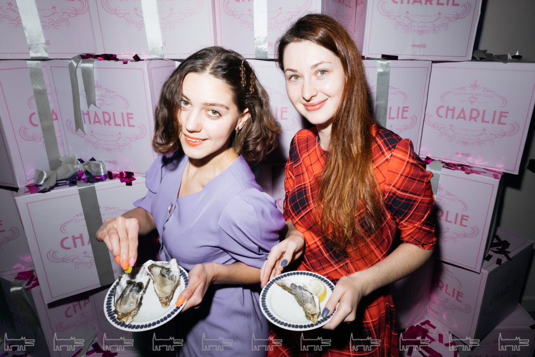 Елена Фукс, Анна Можжухина