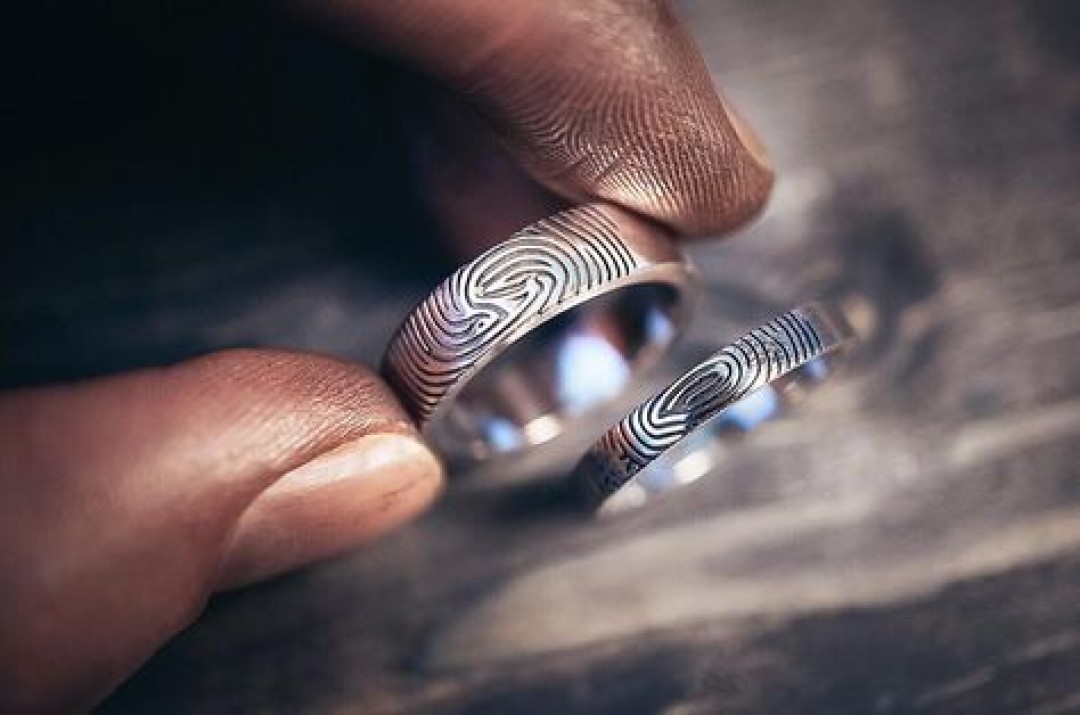 Обручальные кольца RINGSTUDIO 10 999 рублей ringstudio.ru