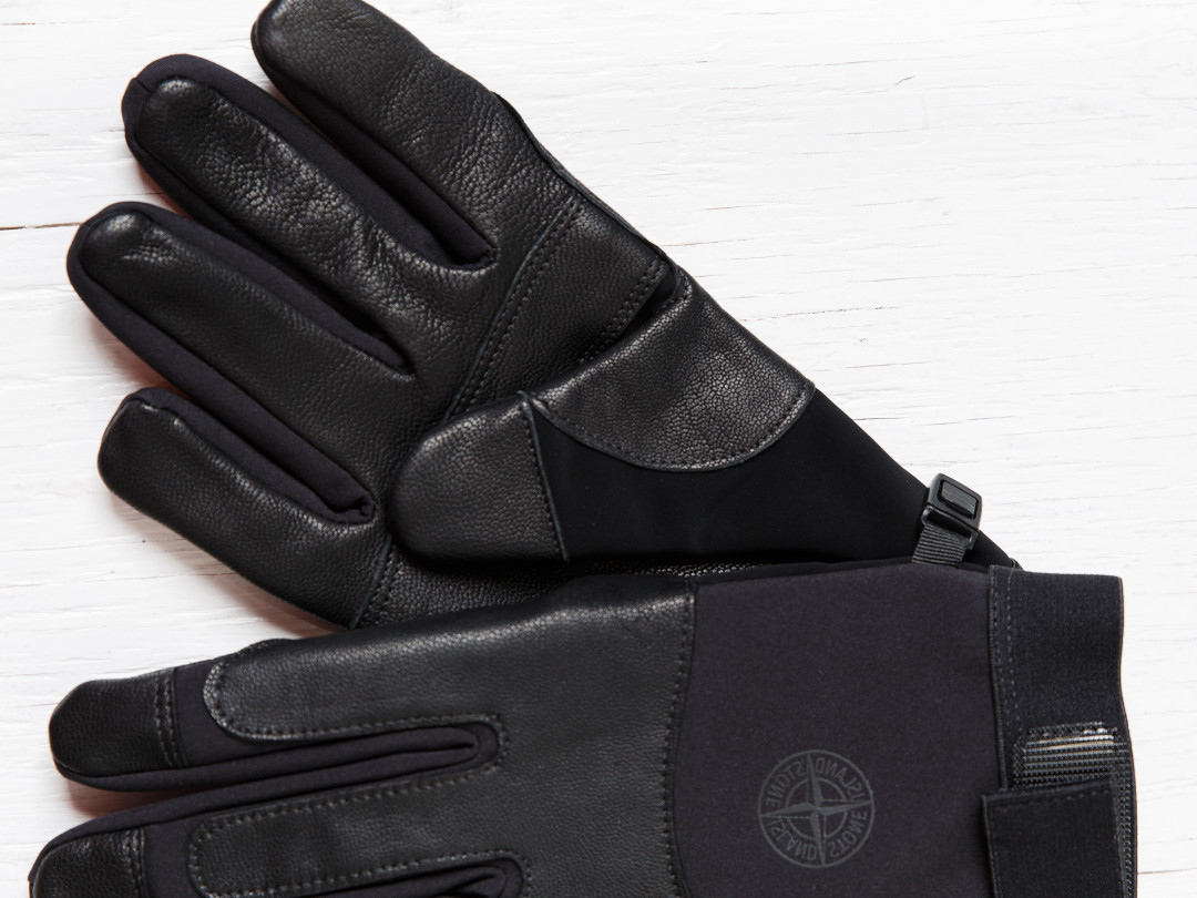Перчатки Stone Island, 10 340 ₽
