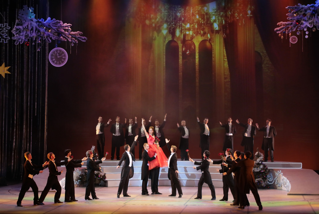 мелодии новогодней ночи муз театр ростов. мелодии новогодней ночи муз театр ростов. мелодии новогодней ночи музыкальный театр. рождественский концерт большой театр. мелодии новогодней ночи.