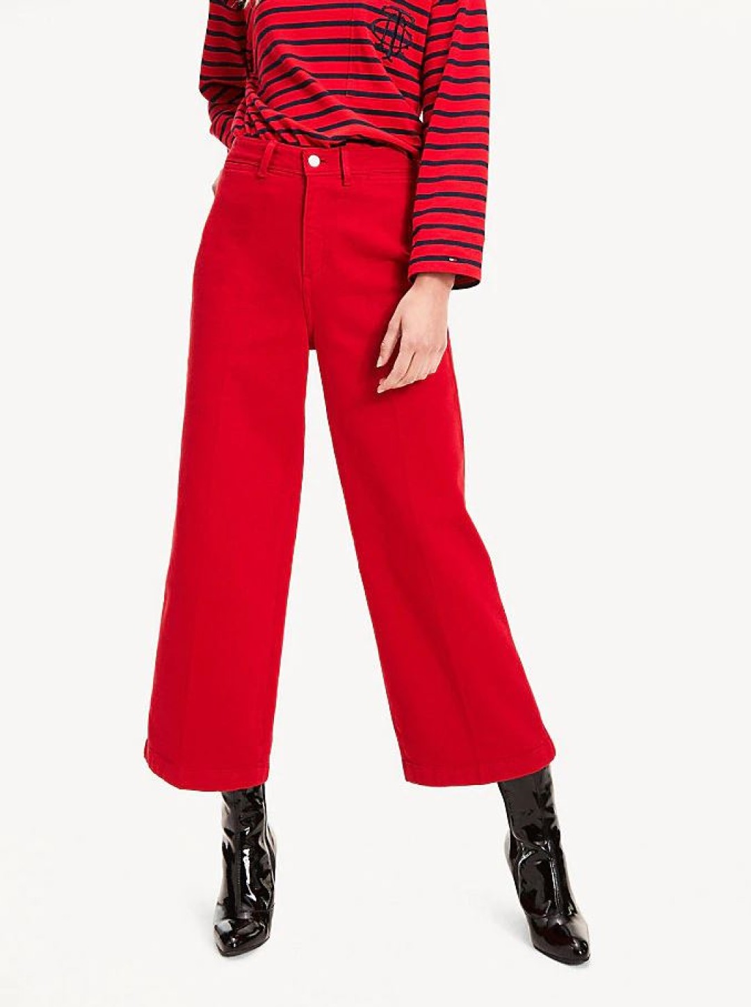 Женские джинсы Tommy Hilfiger, 12 990 pублей (ТРЦ «Галерея»)
