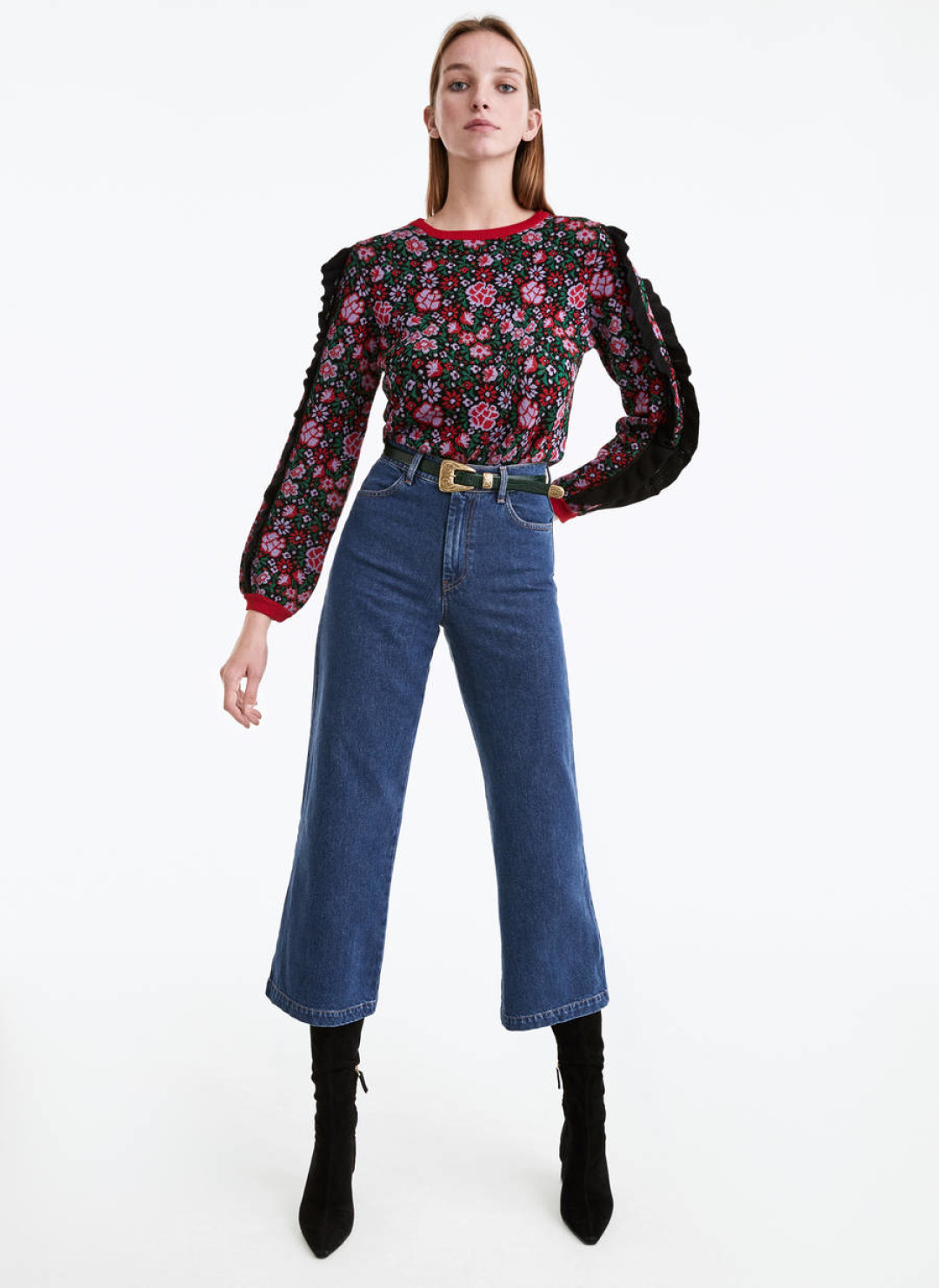 Джинсы прямого кроя Uterqüe, 6 990 рублей (ТРЦ «Галерея»)