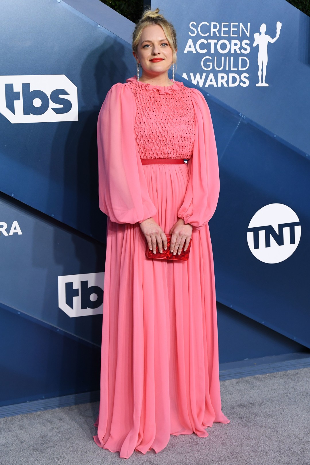 Элизабет Мосс в Monique Lhuillier