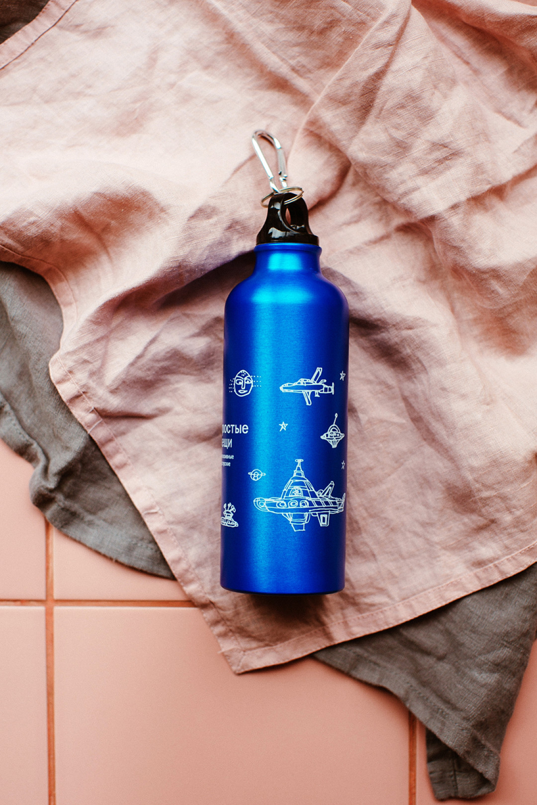 Бутылка «Космические корабли», 650 рублей