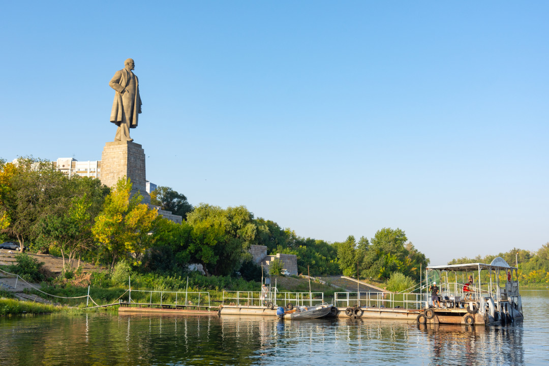 Памятник Ленину в Волгограде, ранее на этом месте был памятник Сталину работы Вучечича. Фото: Shatterstock