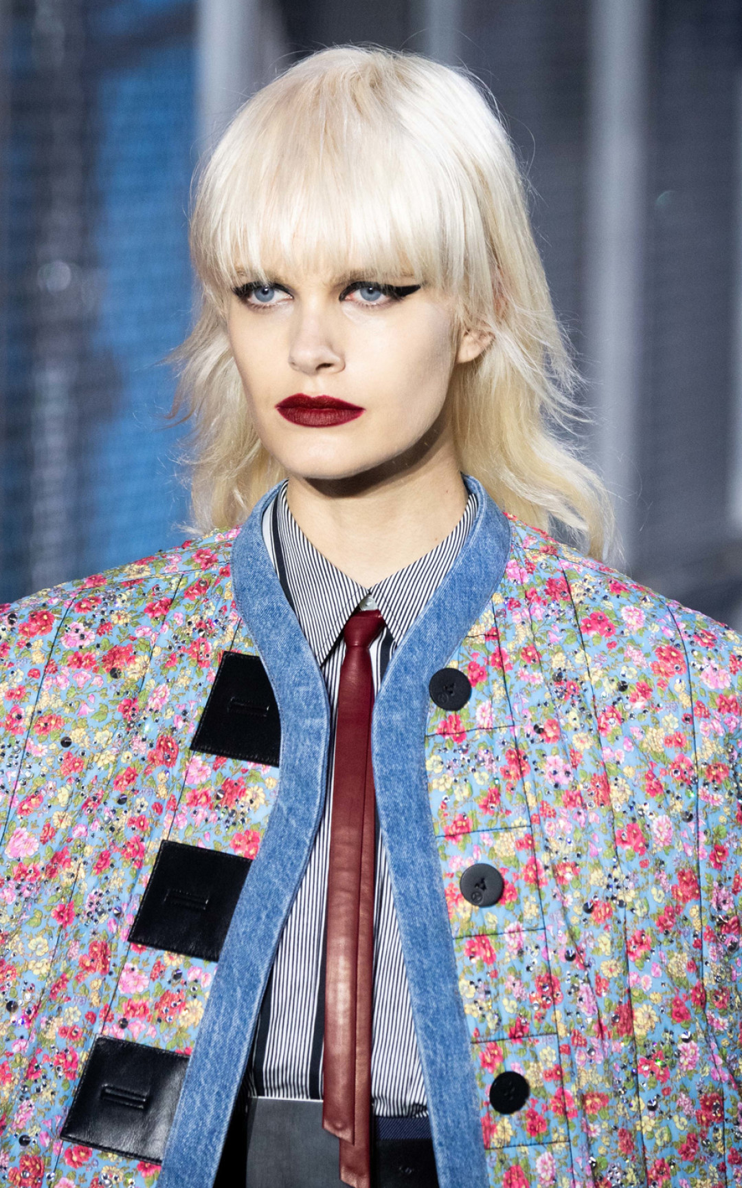 Модель на показе Louis Vuitton, осень–зима 2019/2020