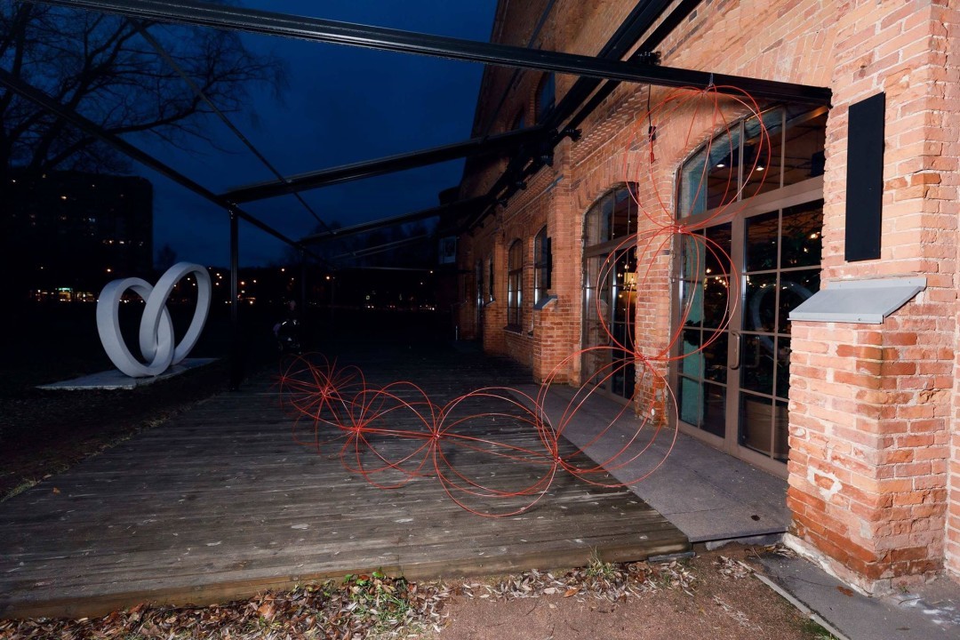 Инсталляция «Задержи дыхание.Досчитай до пяти» Лизы Бобковой, MYTH Gallery