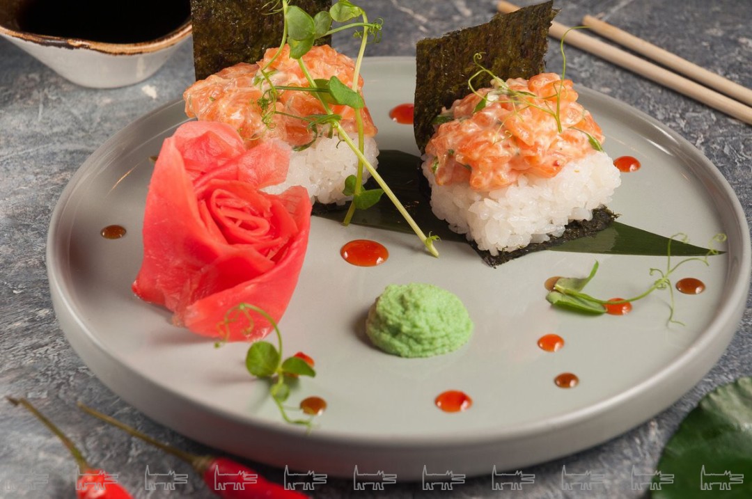 Ролл Филадельфия с лососем