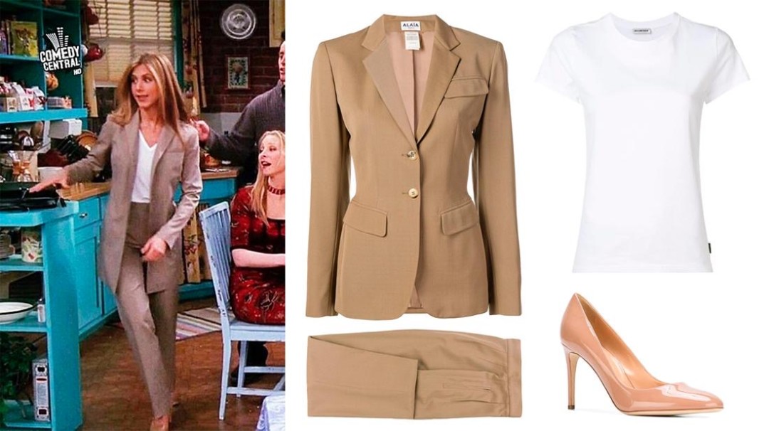 Костюм! Must have в гардеробе каждой модницы - сочетаем с белой базовой футболкой и классическими лодочками.