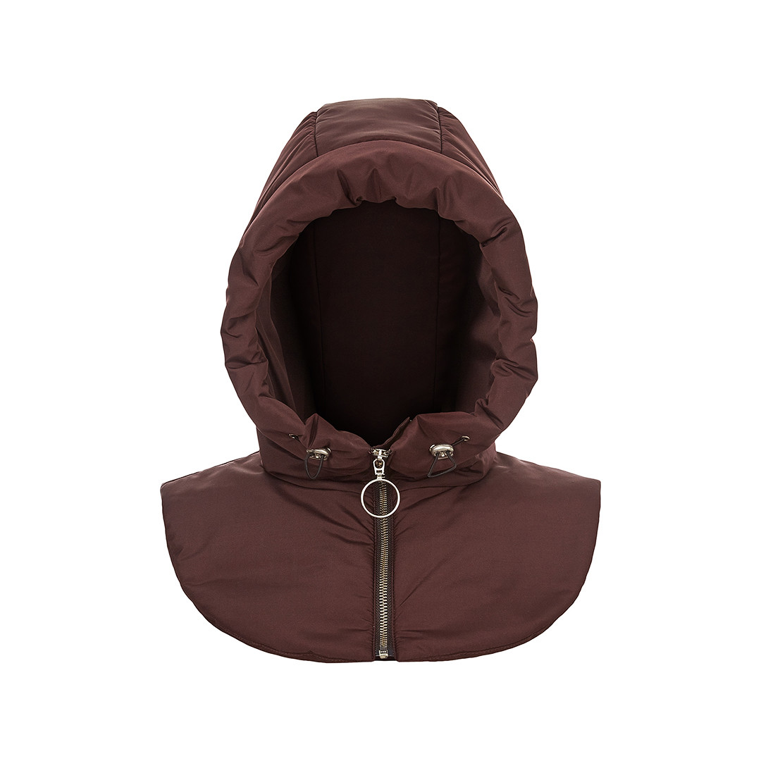 Капюшон Erma, 8 200 рублей (Subbota Showroom)