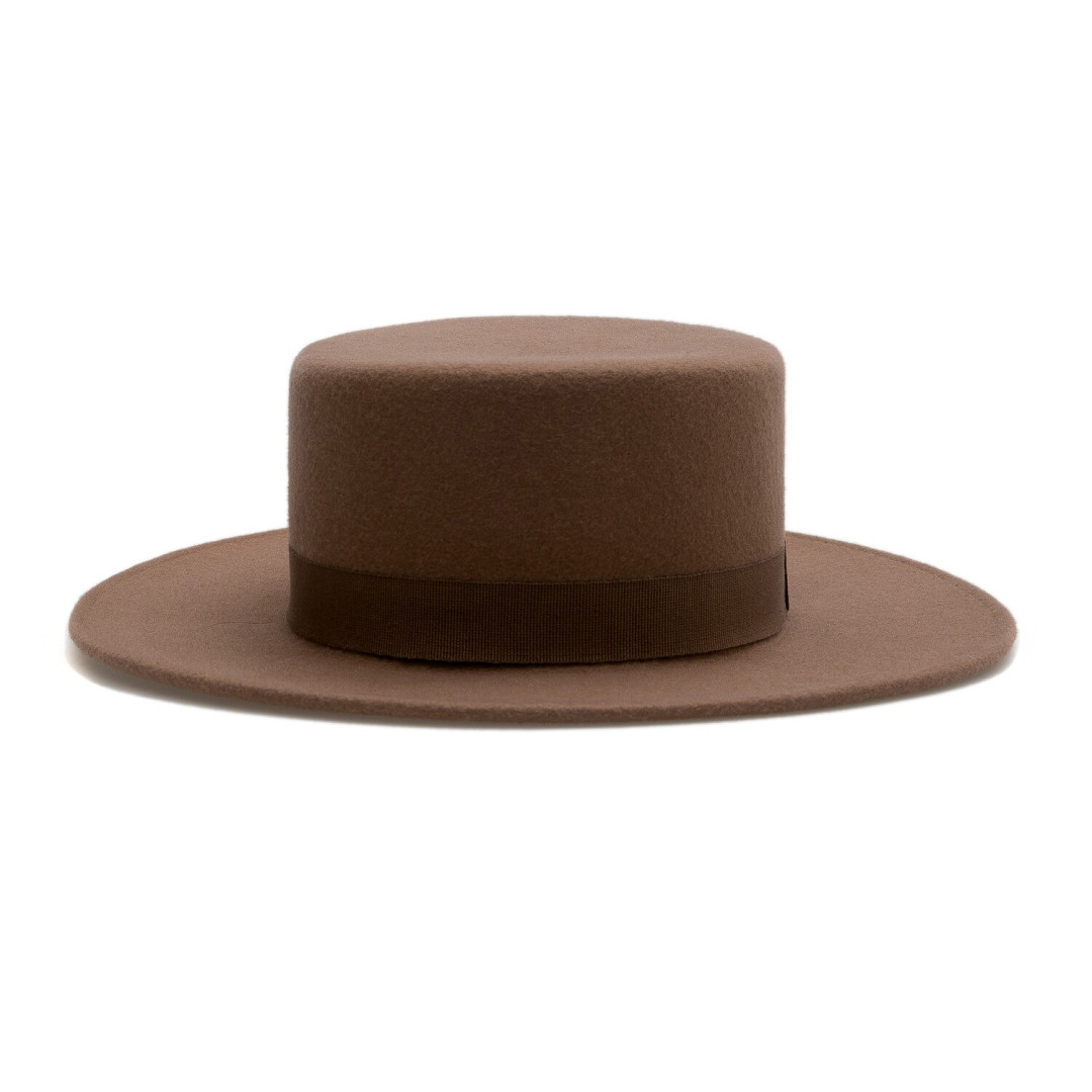 Шляпа Cocoshnick, 10 000 рублей (Cocoshnick)